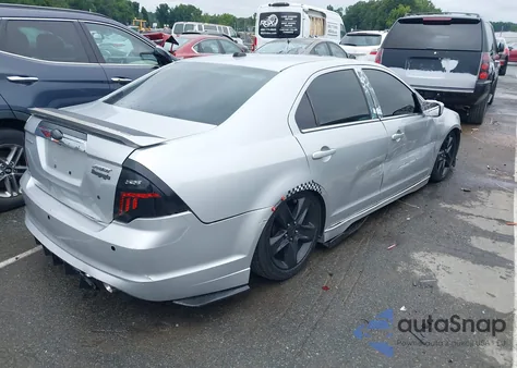 2010 Ford Fusion Sport z USA, uszkodzony, nr VIN 3FAHP0KC8AR205398